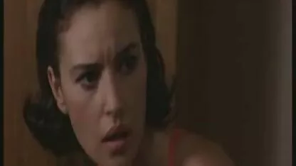 Mẹ đã cho chồng của văn phòng và phim sec hd đánh anh ta để đặt nó dưới nước của ông