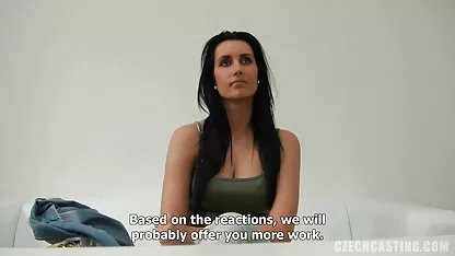 Hai phim sec vụng trộm cô gái hét lên giường