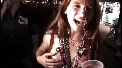 Cô bé cho một fim sec moi Thổi kèn