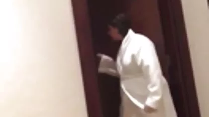 Nga gái mại dâm không nhút nhát của các camera và hoàn toàn làm hỏng bạn xem phim sec vung trom bè của họ