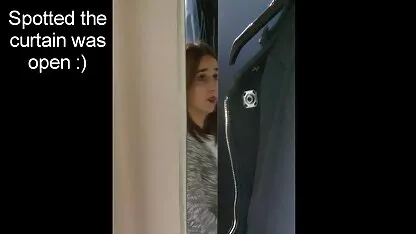 Thủ dâm sec khongche gái