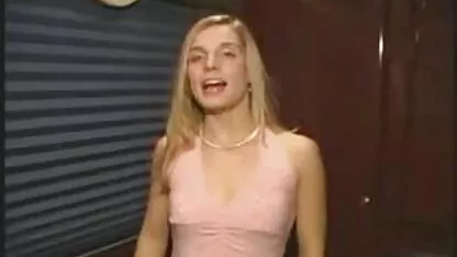 Vẻ đẹp hành khách đá một xem phim sec onlie kẻ giết người trên xe buýt