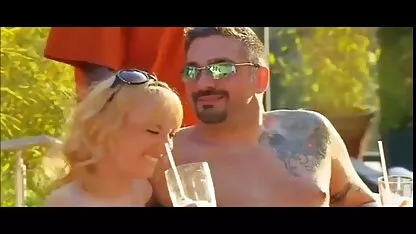 Làm tình trên một đầu vú, điên chim phim sec moi hay