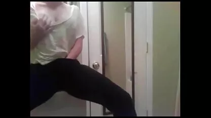 Trẻ Nga yêu thích trong giường trang xem phim sec