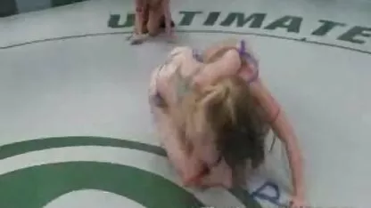 Một phím sec moi con chó cái, với một tấm chăn cưỡi trên một linh dương vật