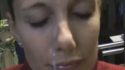 Nga, cậu bé gái đã đá sec vietsub đít lông đầu