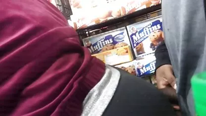 Hai da phim sec hay ko che đen, trắng, hình xăm